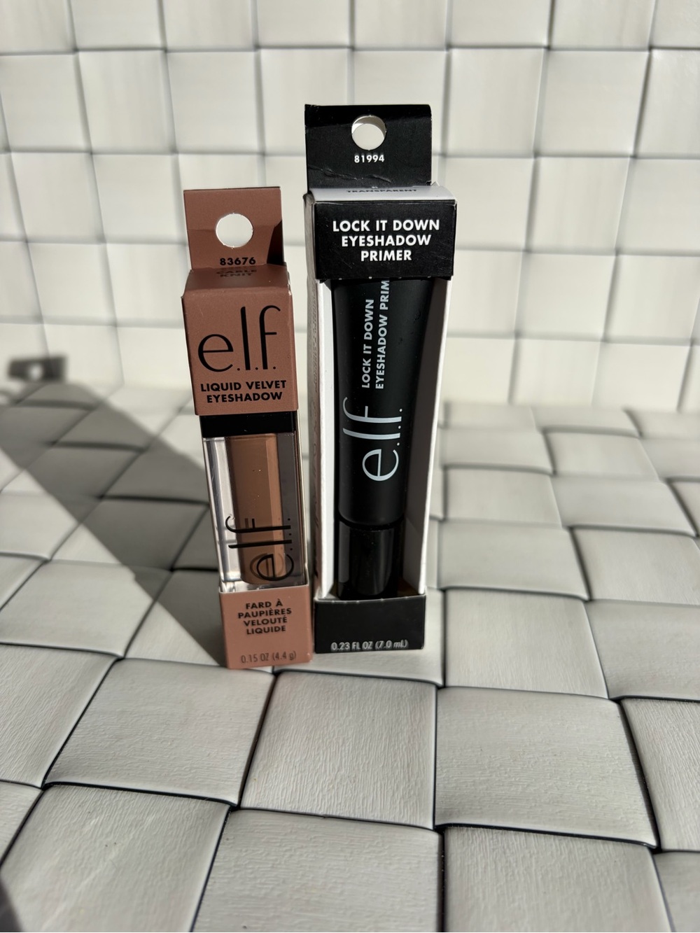NEW e.l.f. Liquid Velvet Eyeshadow + Lock It Down Primer Bundle - Picture 4 of 6